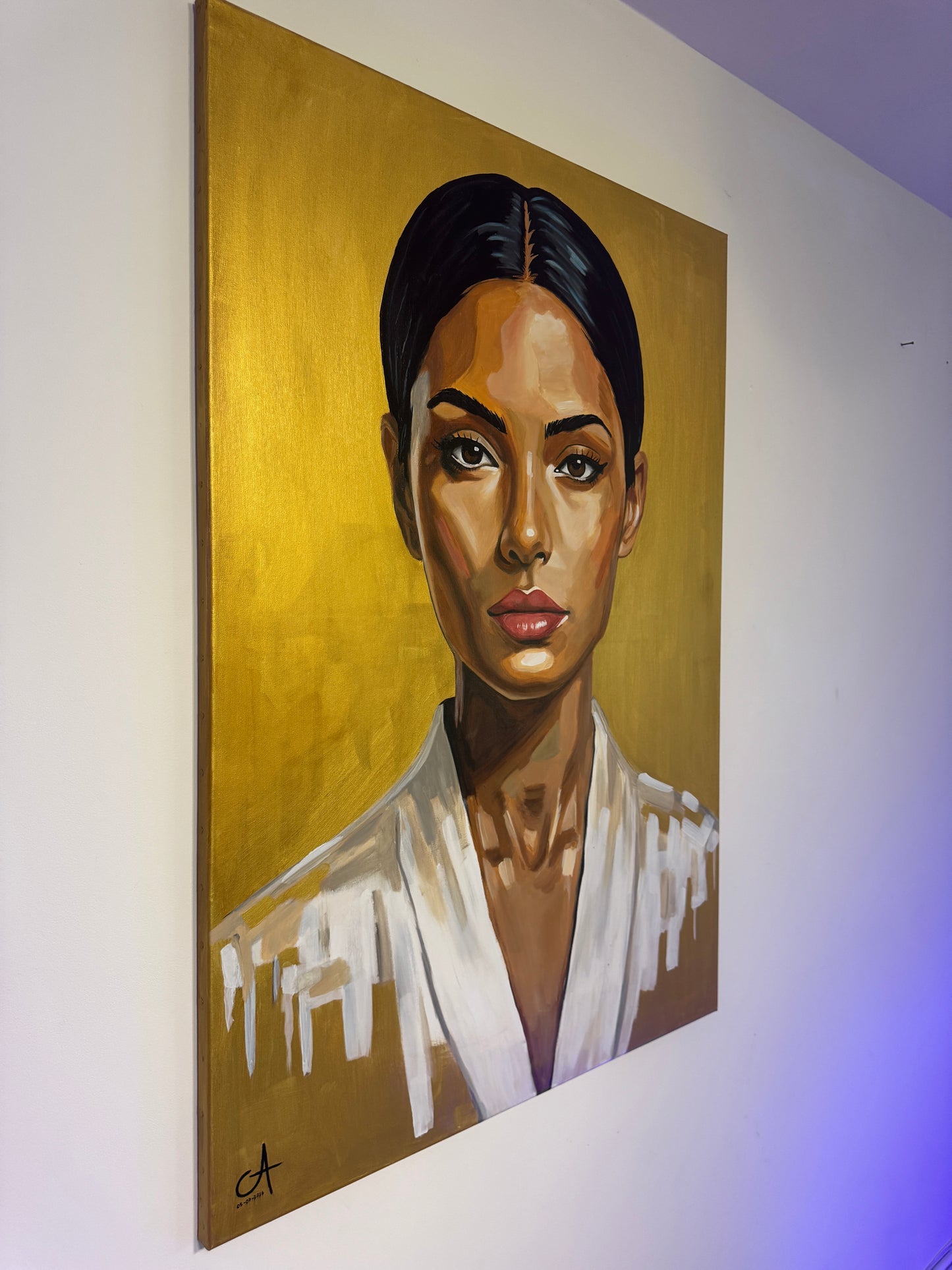 Élégance Dorée  116 × 81 cm